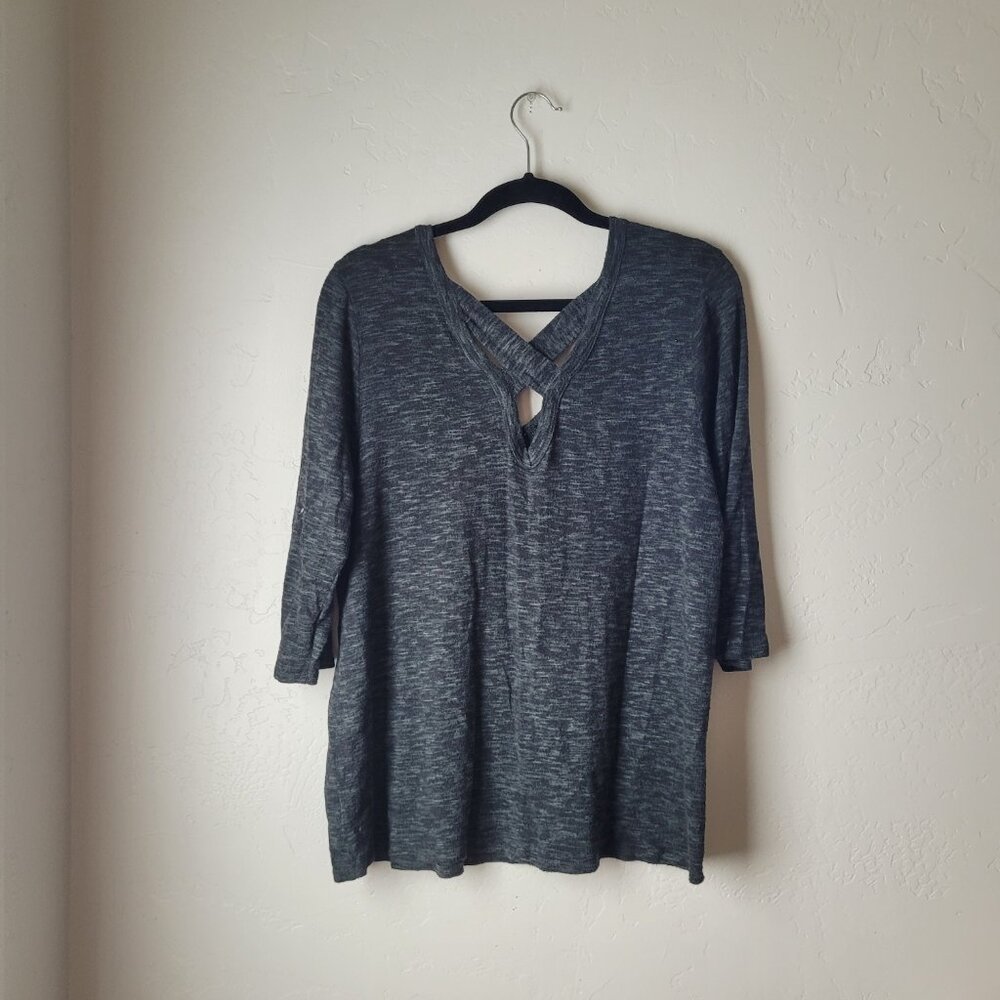 Kaleigh V-Neck Strappy Back Blouse - Picture 7 of 7